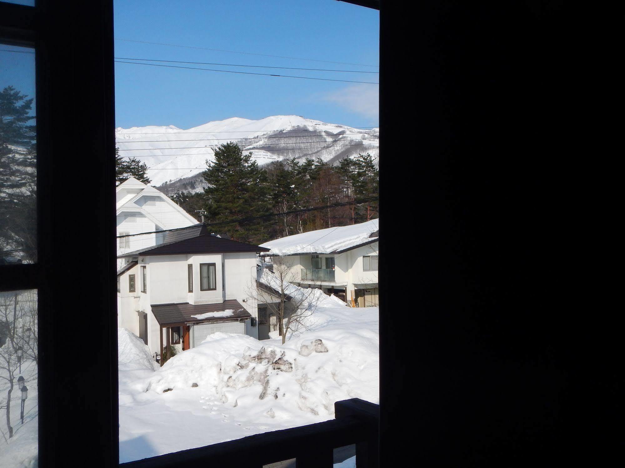 Mt Hakuba Backpackers Hostel Exterior foto